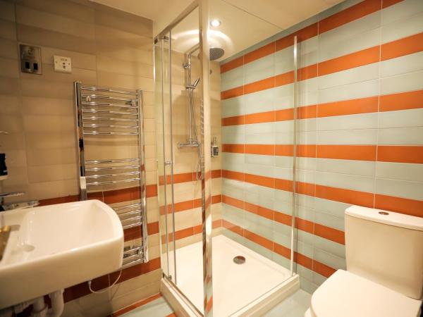 Revolver : photo 4 de la chambre appartement