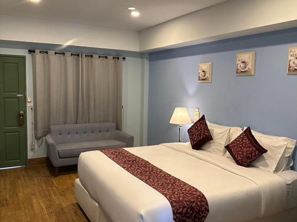 The One Sabai Living Pattaya : photo 9 de la chambre chambre lit king-size deluxe