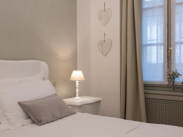 BeB San Lorenzo : photo 9 de la chambre chambre double avec salle de bains privative