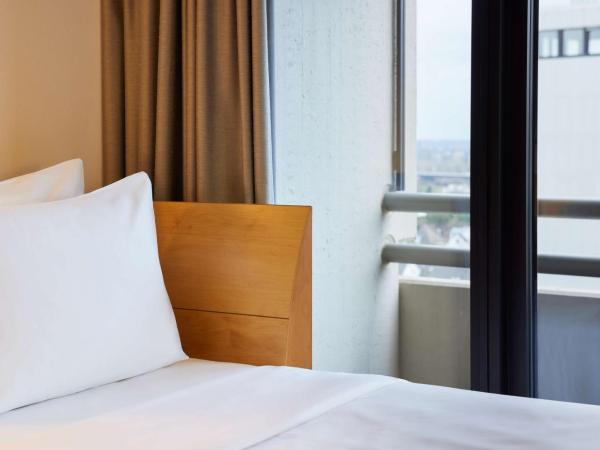 Lindner Hotel Dusseldorf Seestern, part of JdV by Hyatt : photo 5 de la chambre chambre lits jumeaux
