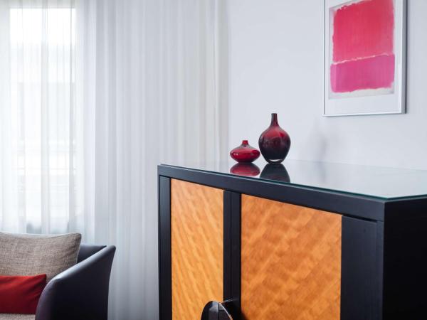 Lindner Hotel Frankfurt Main Plaza, part of JdV by Hyatt : photo 1 de la chambre chambre lits jumeaux deluxe