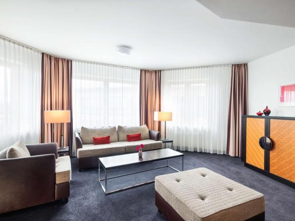 Lindner Hotel Frankfurt Main Plaza, part of JdV by Hyatt : photo 2 de la chambre chambre lits jumeaux deluxe