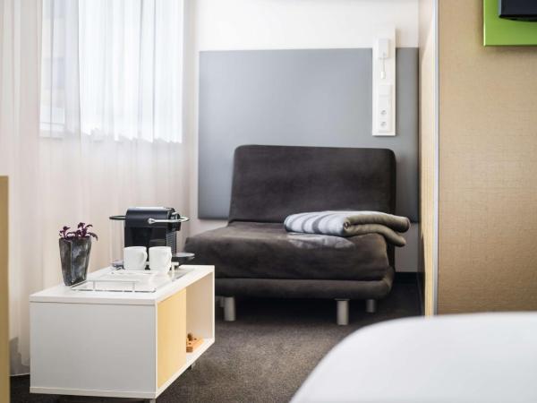 Lindner Hotel Frankfurt Sportpark, part of JdV by Hyatt : photo 1 de la chambre chambre lit king-size deluxe