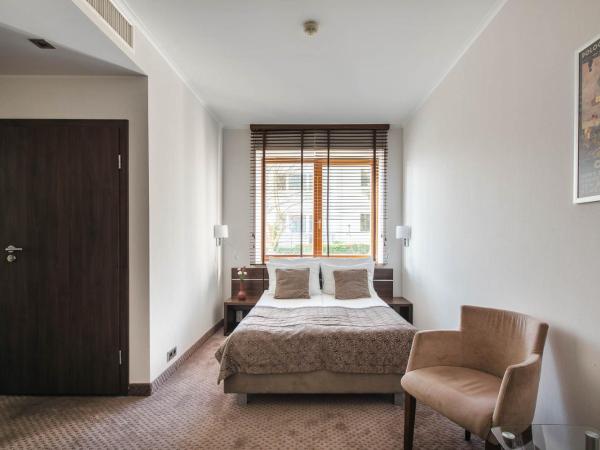 Hotel Różany Gaj - Destigo Hotels : photo 1 de la chambre chambre double Économique