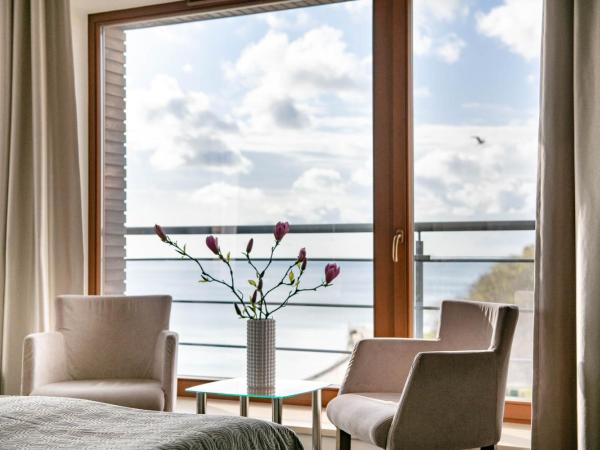 Hotel Różany Gaj - Destigo Hotels : photo 4 de la chambre appartement premium avec vue sur la mer