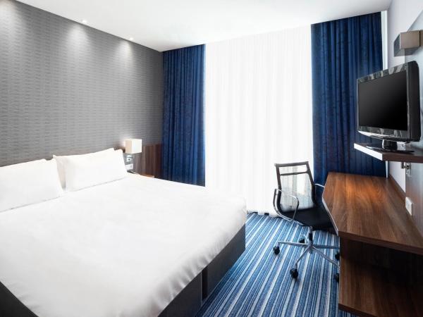 Holiday Inn Express The Hague - Parliament, an IHG Hotel : photo 1 de la chambre chambre double standard
