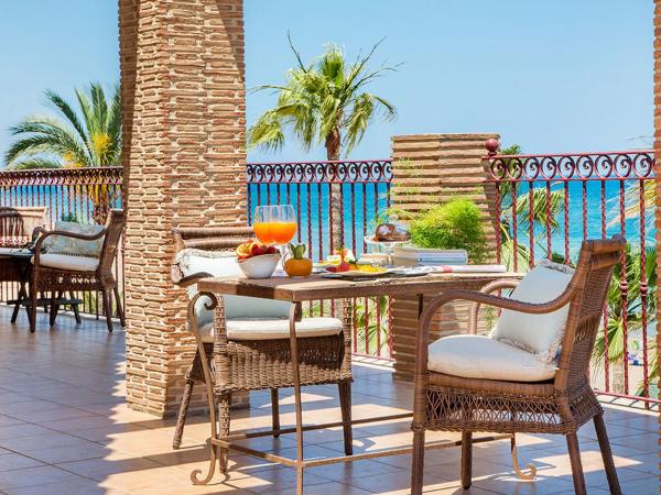 Hotel Los Ángeles Denia : photo 9 de la chambre suite junior - vue sur mer