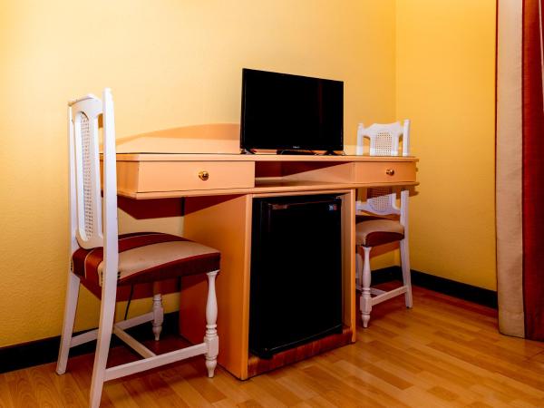 Hotel Tibur : photo 9 de la chambre chambre double ou lits jumeaux