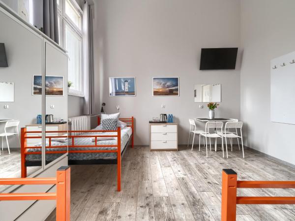 Stawa Apart Hostel : photo 5 de la chambre pokój czteroosobowy ze wspólną łazienką na korytarzu