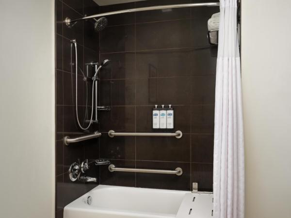 Hyatt House Atlanta Downtown : photo 2 de la chambre suite 1 chambre lit queen-size - accessible aux personnes à mobilité réduite