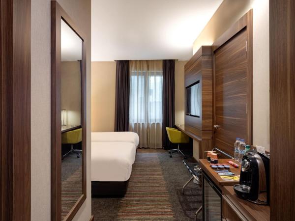 Holiday Inn Istanbul - Kadikoy, an IHG Hotel : photo 1 de la chambre two single premium connecting room