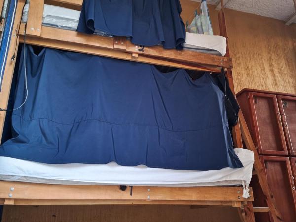 Hostal Guadalajara : photo 2 de la chambre lits superposés dans dortoir masculin