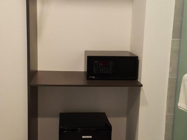 M Design Hotel @ Shamelin Perkasa : photo 4 de la chambre chambre lit king-size deluxe