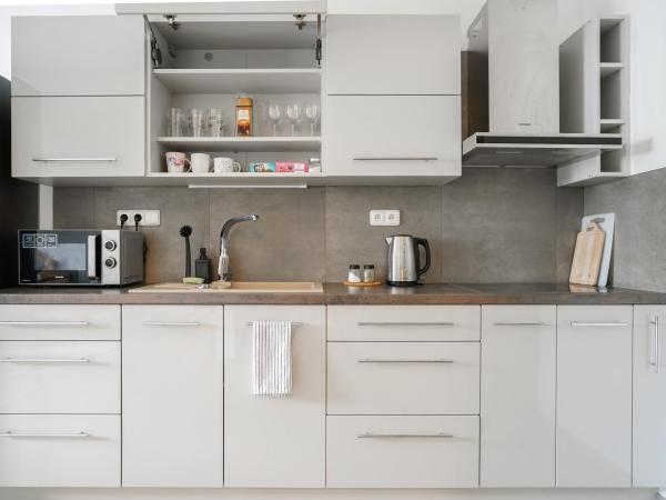 The Dante Villa Apartments : photo 9 de la chambre appartement supérieur