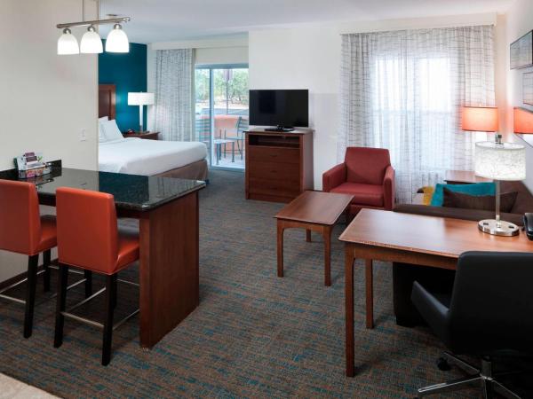 Residence Inn Tucson Airport : photo 1 de la chambre grand studio king avec canapé-lit