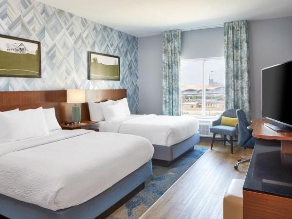 Fairfield Inn and Suites by Marriott Nashville Downtown/The Gulch : photo 1 de la chambre chambre avec 2 grands lits queen-size 