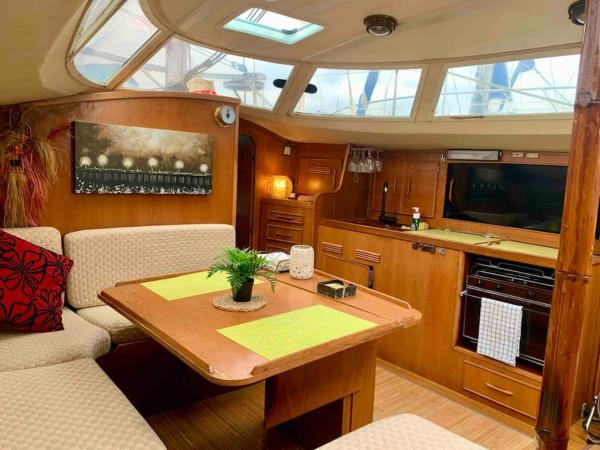 Cozy Boat Hotel in Barcelona & AC & WIFI & Parking : photo 2 de la chambre mobile home