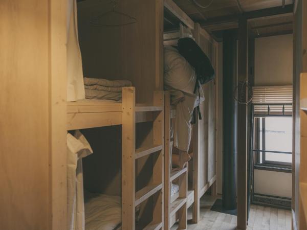 Nari Nuttari Nari : photo 2 de la chambre lit dans dortoir mixte de 6 lits