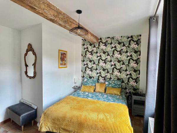 Les MIRABELLES chambres d'hôtes : photo 9 de la chambre chambre double