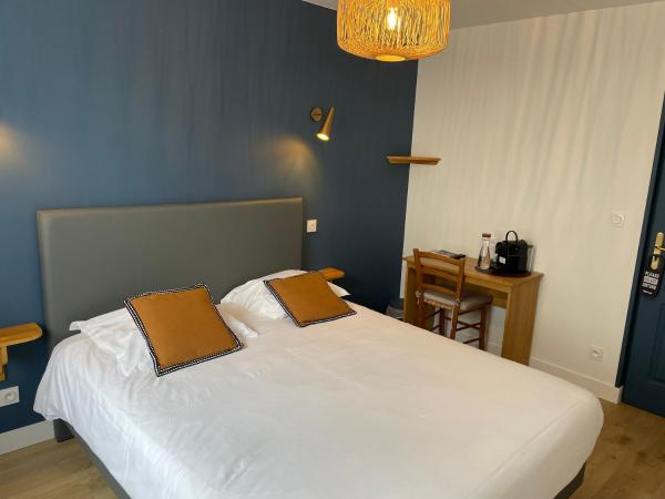 Hotel Saint-Michel : photo 5 de la chambre grande chambre double 