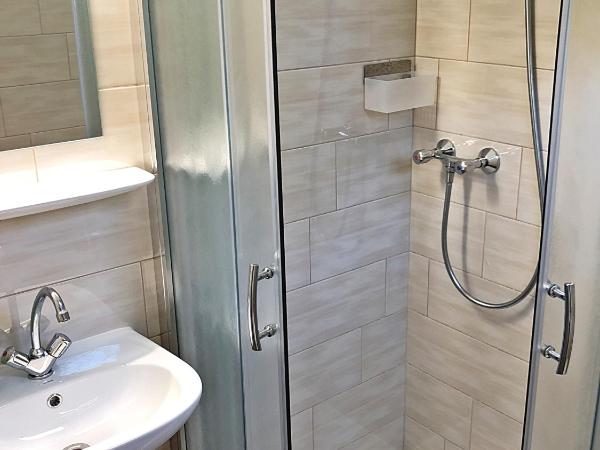 Süle Apartments & Rooms : photo 9 de la chambre appartement deluxe (2 adultes)