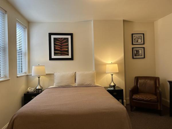 Oasis Guest House : photo 1 de la chambre chambre standard lit queen-size