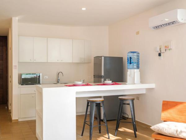 Suites Turquesa : photo 4 de la chambre appartement avec balcon