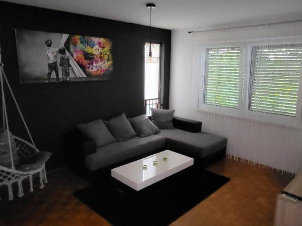 Apartment Davor : photo 2 de la chambre appartement 2 chambres avec balcon