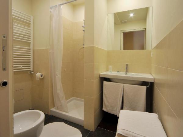 Hotel Iris : photo 5 de la chambre chambre simple