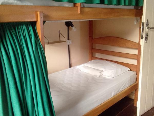 Aldeia Hostel : photo 3 de la chambre lit dans dortoir pour femmes de 6 lits