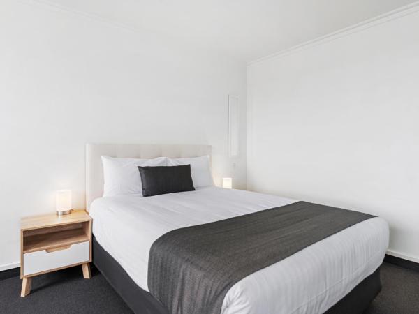 Coach House Launceston : photo 3 de la chambre chambre lit queen-size deluxe