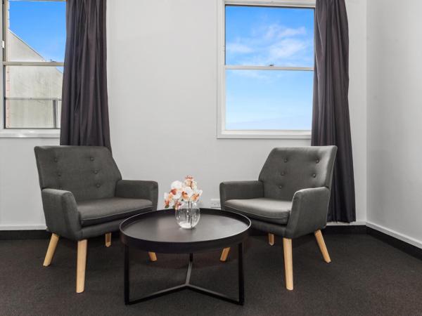 Coach House Launceston : photo 4 de la chambre chambre standard lit queen-size