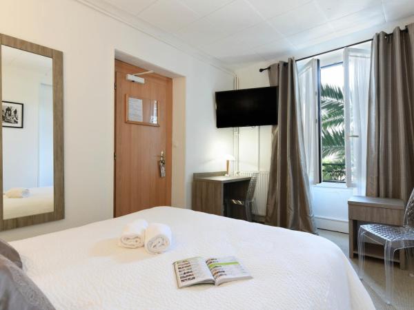 Hôtel VAL FLORES LOGIS : photo 4 de la chambre chambre double confort