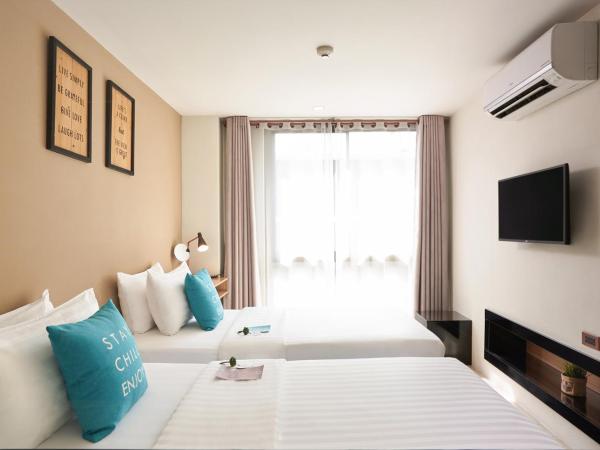 Cross Vibe Chiang Mai Decem Nimman Hotel - formerly X2 Vibe Chiang Mai Decem - SHA Extra Plus : photo 3 de la chambre suite 1 chambre avec baignoire