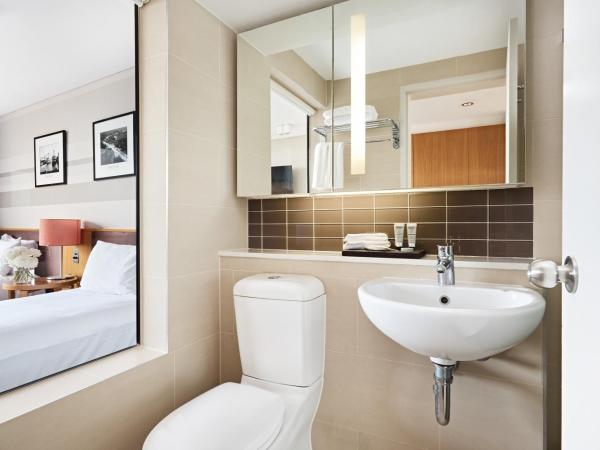 View Sydney : photo 2 de la chambre chambre lits jumeaux - vue sur toits
