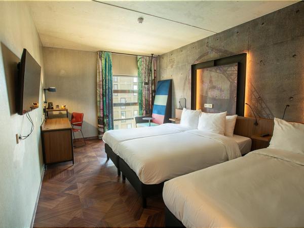Inntel Hotels Amsterdam Landmark : photo 2 de la chambre chambre triple