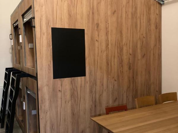 Capsule hostel Žižkov tower : photo 1 de la chambre chambre simple