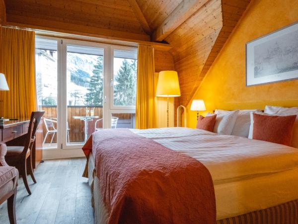 Hotel Silberhorn - Residences & Spa Wengen : photo 2 de la chambre chambre supérieure avec balcon - vue sur la jungfrau