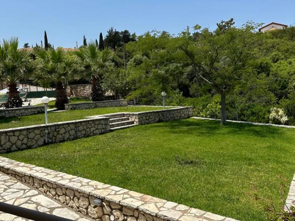 Semiramis : photo 7 de la chambre chambre double - vue sur jardin