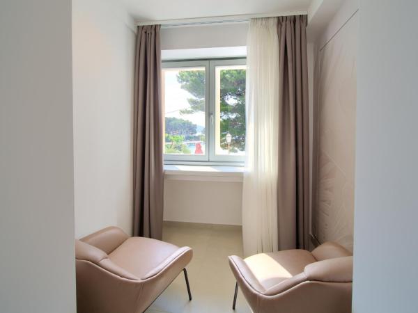 Portella Rooms : photo 8 de la chambre chambre double deluxe - vue sur mer