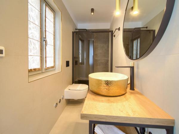 Portella Rooms : photo 8 de la chambre chambre double deluxe avec balcon - vue sur mer