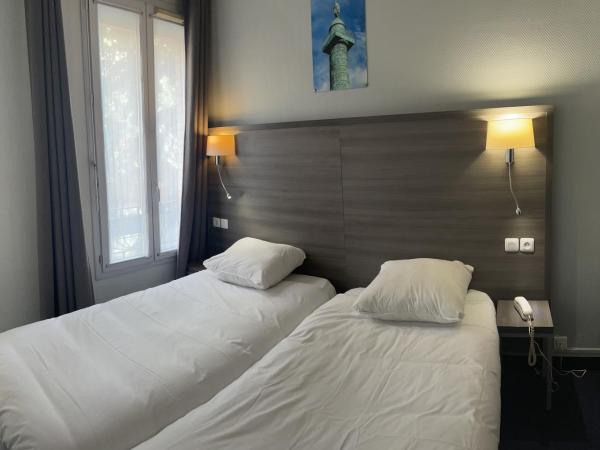 Hipotel Lilas Gambetta : photo 4 de la chambre chambre lits jumeaux