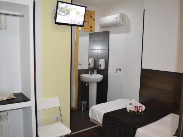 Hostal El Brezo : photo 3 de la chambre chambre simple