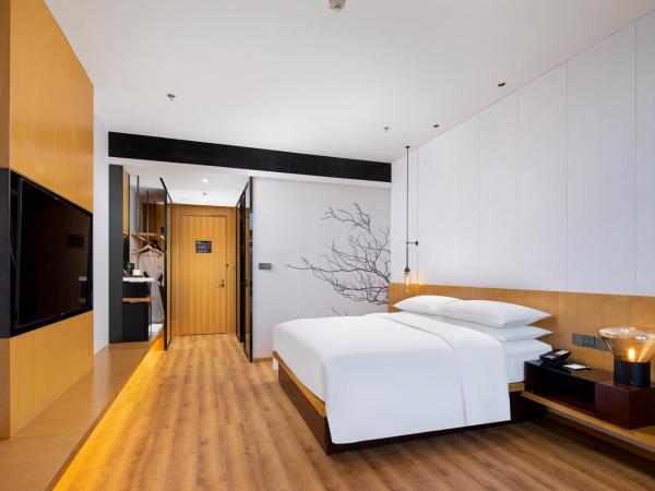 Fairfield by Marriott Shanghai Hongqiao NECC : photo 1 de la chambre chambre lit king-size deluxe