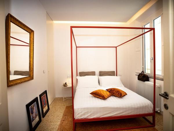 Villa La Torretta Luxury B&B - Adults Only - : photo 4 de la chambre suite junior avec balcon
