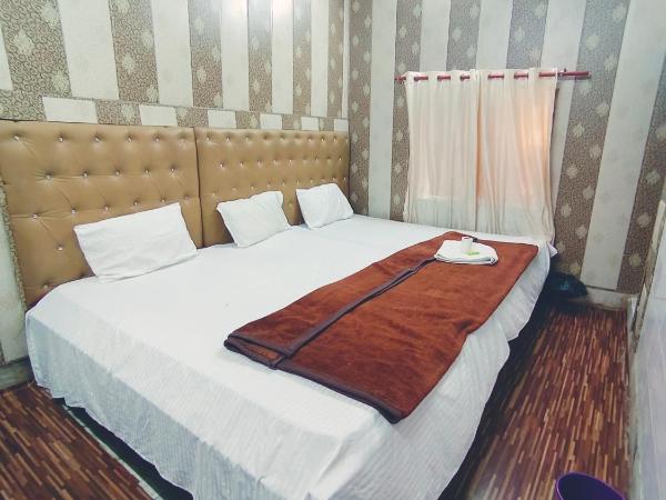 Hotel India inn : photo 5 de la chambre chambre triple avec salle de bains privative