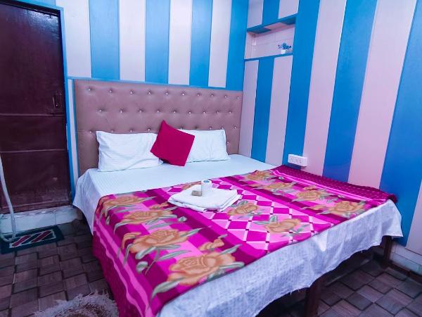 Hotel India inn : photo 5 de la chambre chambre double avec salle de bains privative