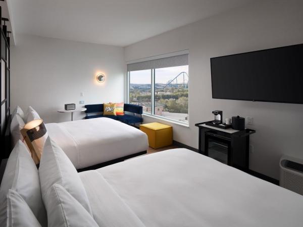 Aloft Orlando International Drive : photo 3 de la chambre aloft queen room with two queen beds (no resort fee)