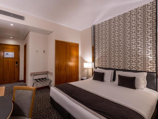 Hotel Mundial : photo 1 de la chambre chambre double ou lits jumeaux supérieure avec vue sur ville