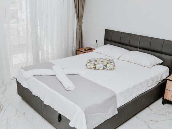 Pia Butik Otel Sığacık : photo 3 de la chambre chambre double avec balcon